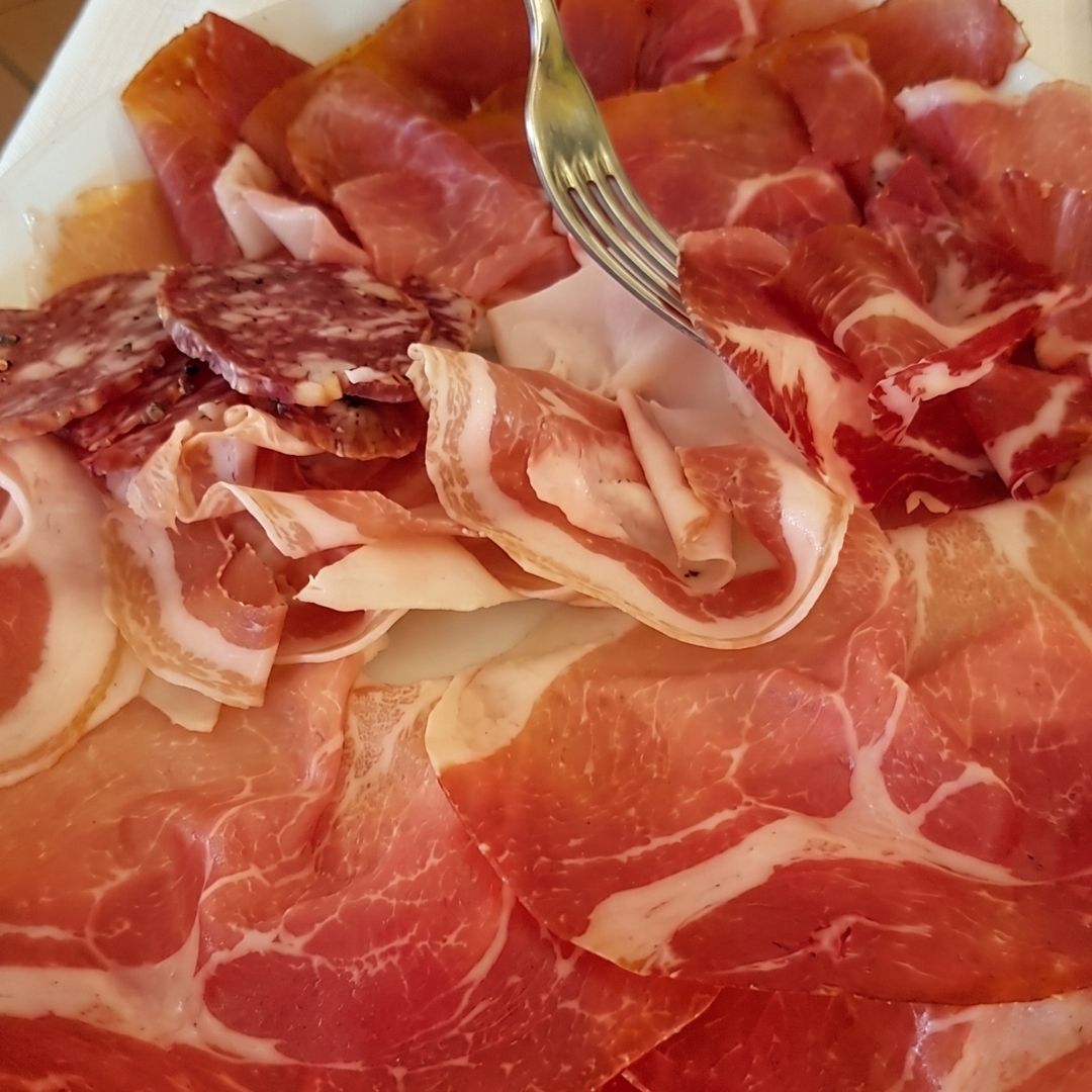 Tagliere di salumi di produzione propria